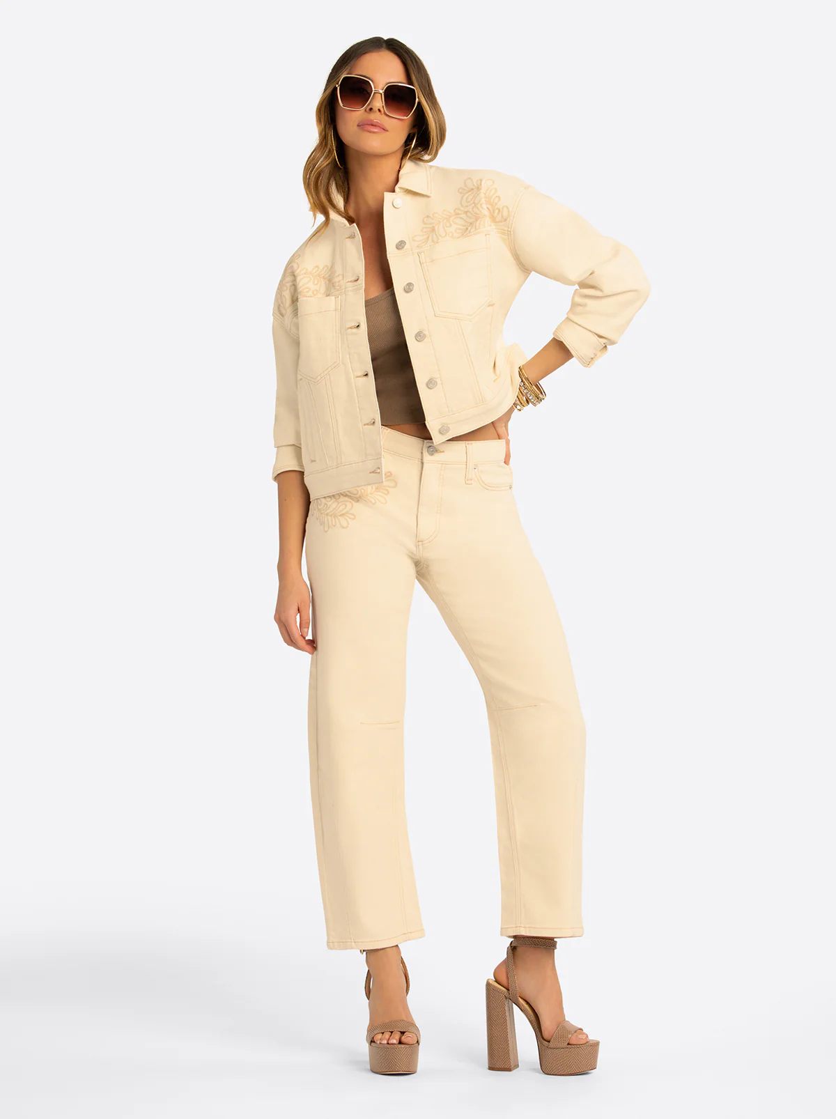 JS Jessica Simpson Austin Darted Barrel Jean in Undyed Natural