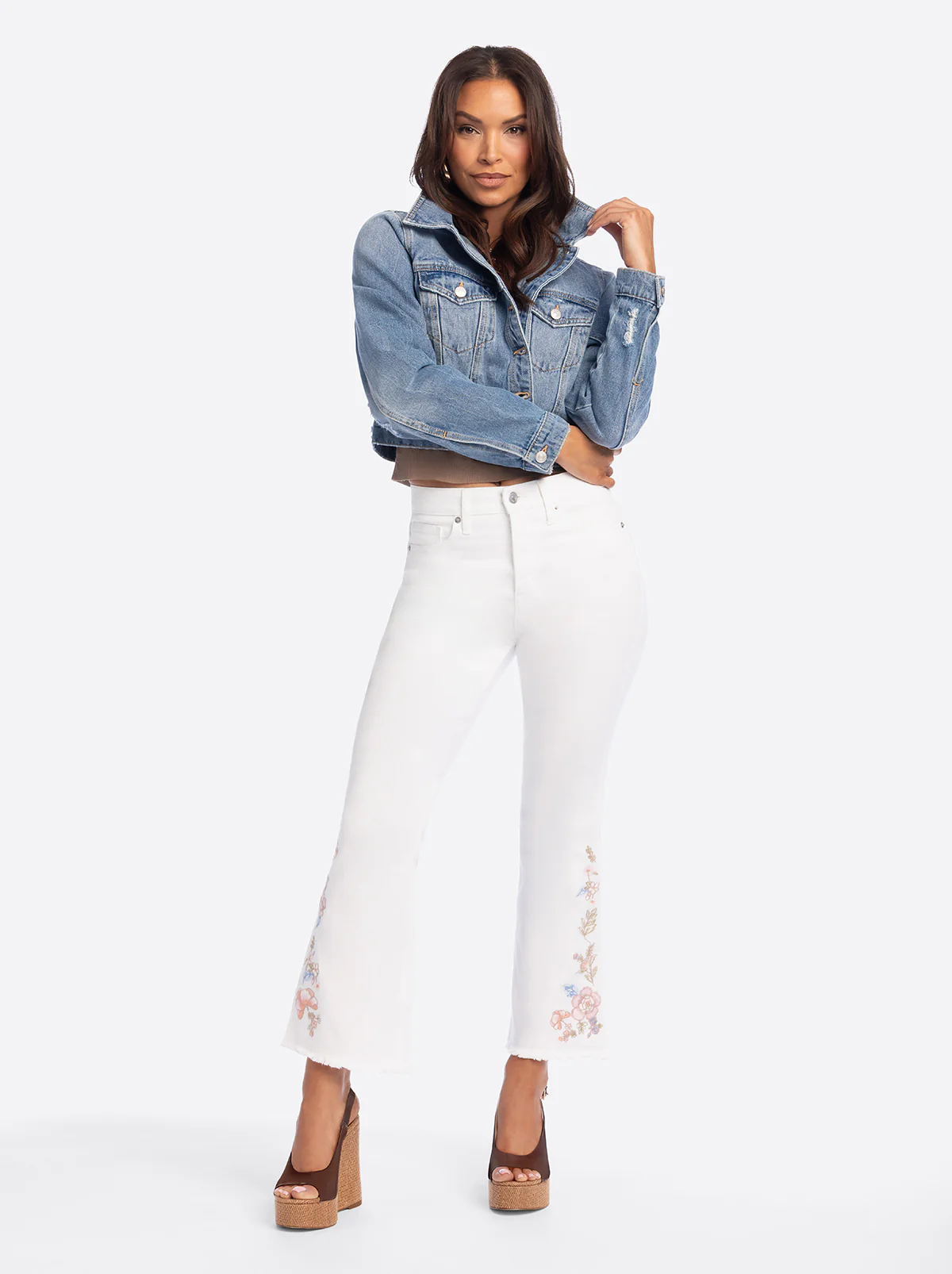 1747-js-jessica-simpson-plano-ankle-flare-jean-in-bright-white-2.webp JS Jessica Simpson Plano Ankle Flare Jean in Bright White