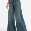 JS Jessica Simpson Claremont Super Wide Leg Jean in Seashell