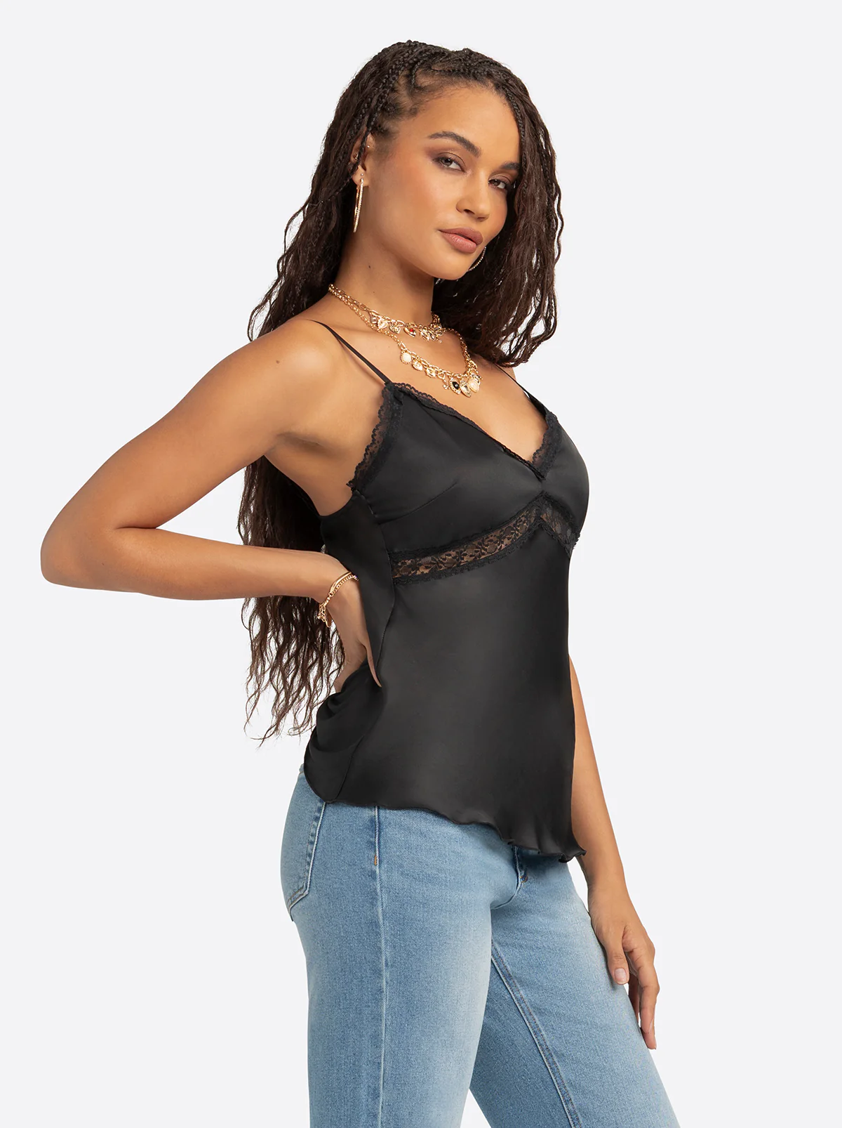 3101-jessica-simpson-2.0-emmy-lace-trim-cami-in-black-2.webp Jessica Simpson 2.0 Emmy Lace Trim Cami in Black