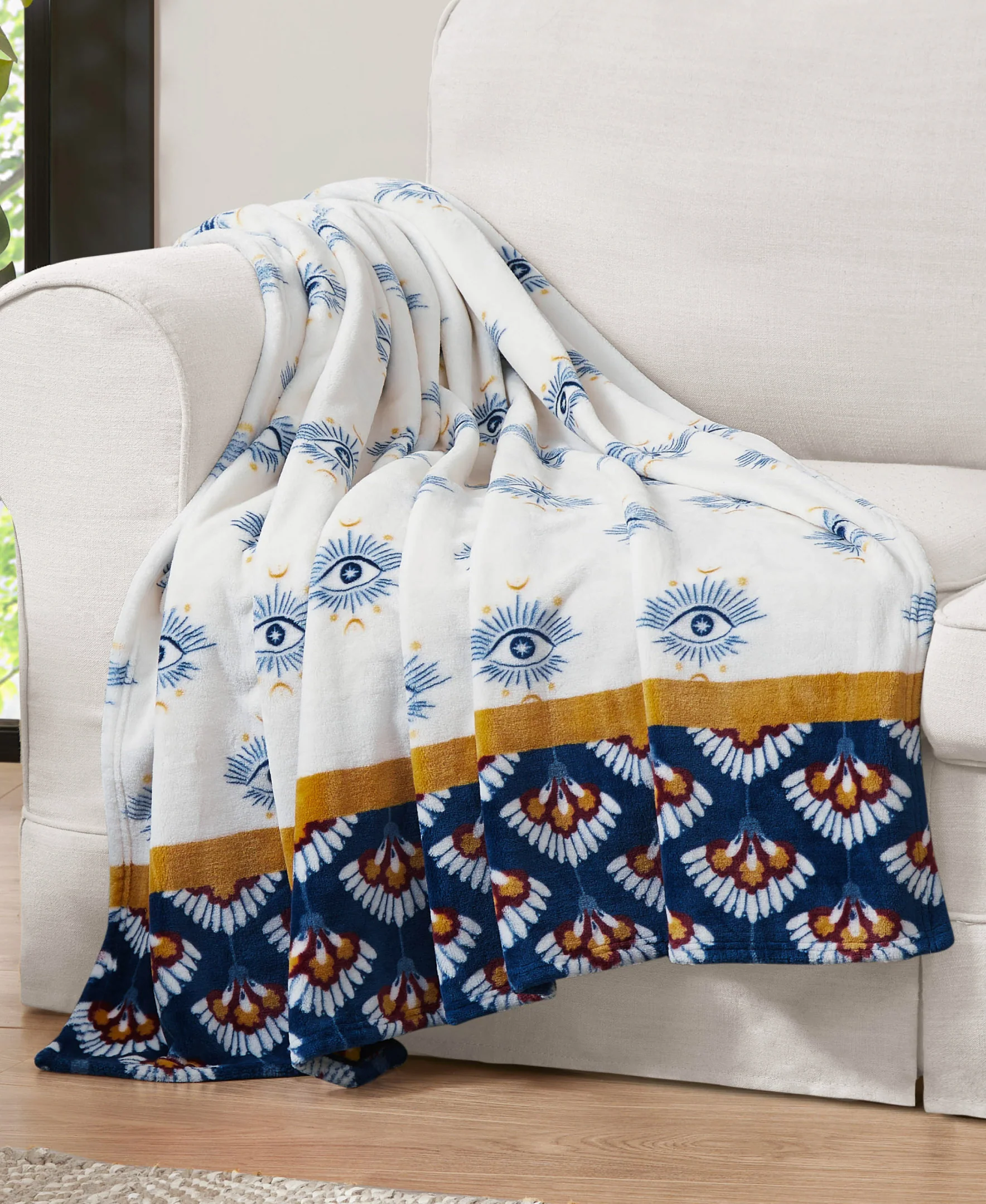 3244-celeste-plush-throw-plush-in-white-navy-1.webp Celeste Plush Throw Plush in White & Navy