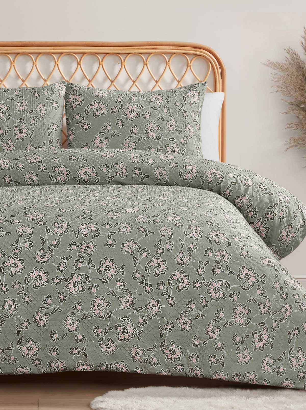 3264-botanical-embossed-print-duvet-cover-set-2.jpg Botanical Embossed Print Duvet Cover Set