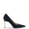 Kheloe Pump in Dark Night