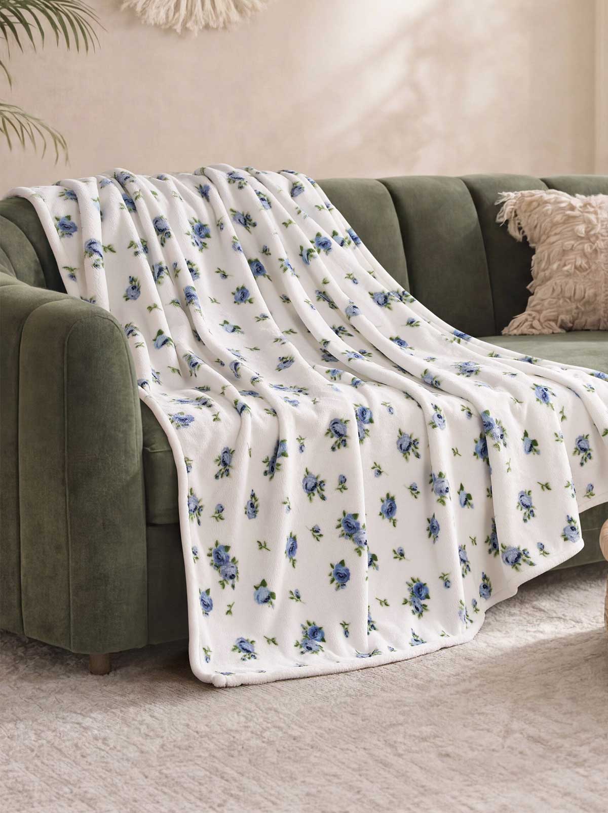 3684-cottage-rose-blue-plush-throw-blanket-1.jpg Cottage Rose Blue Plush Throw Blanket