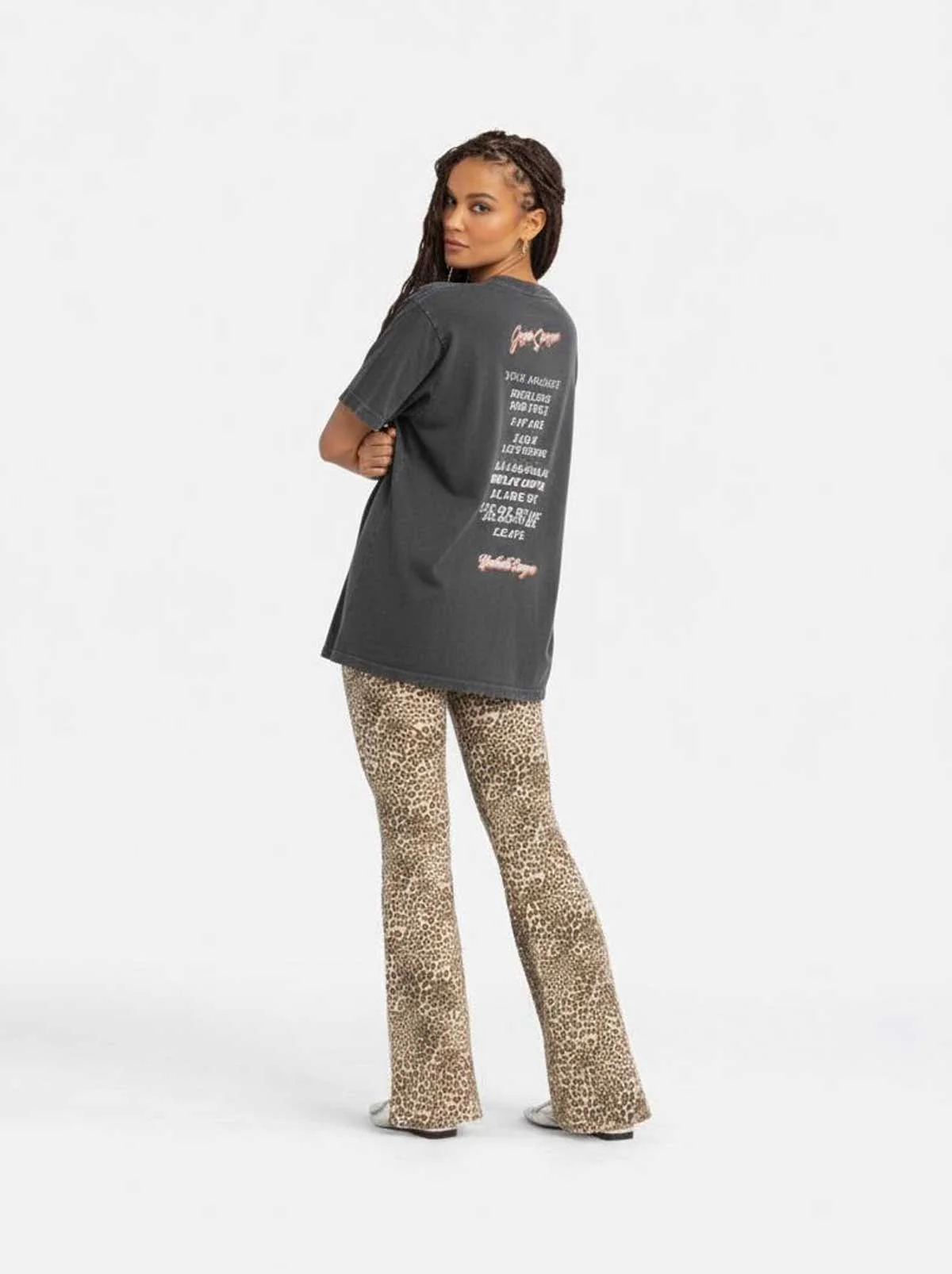 3963-exclusive-nashville-canyon-tour-tee-4.webp Exclusive Nashville Canyon Tour Tee
