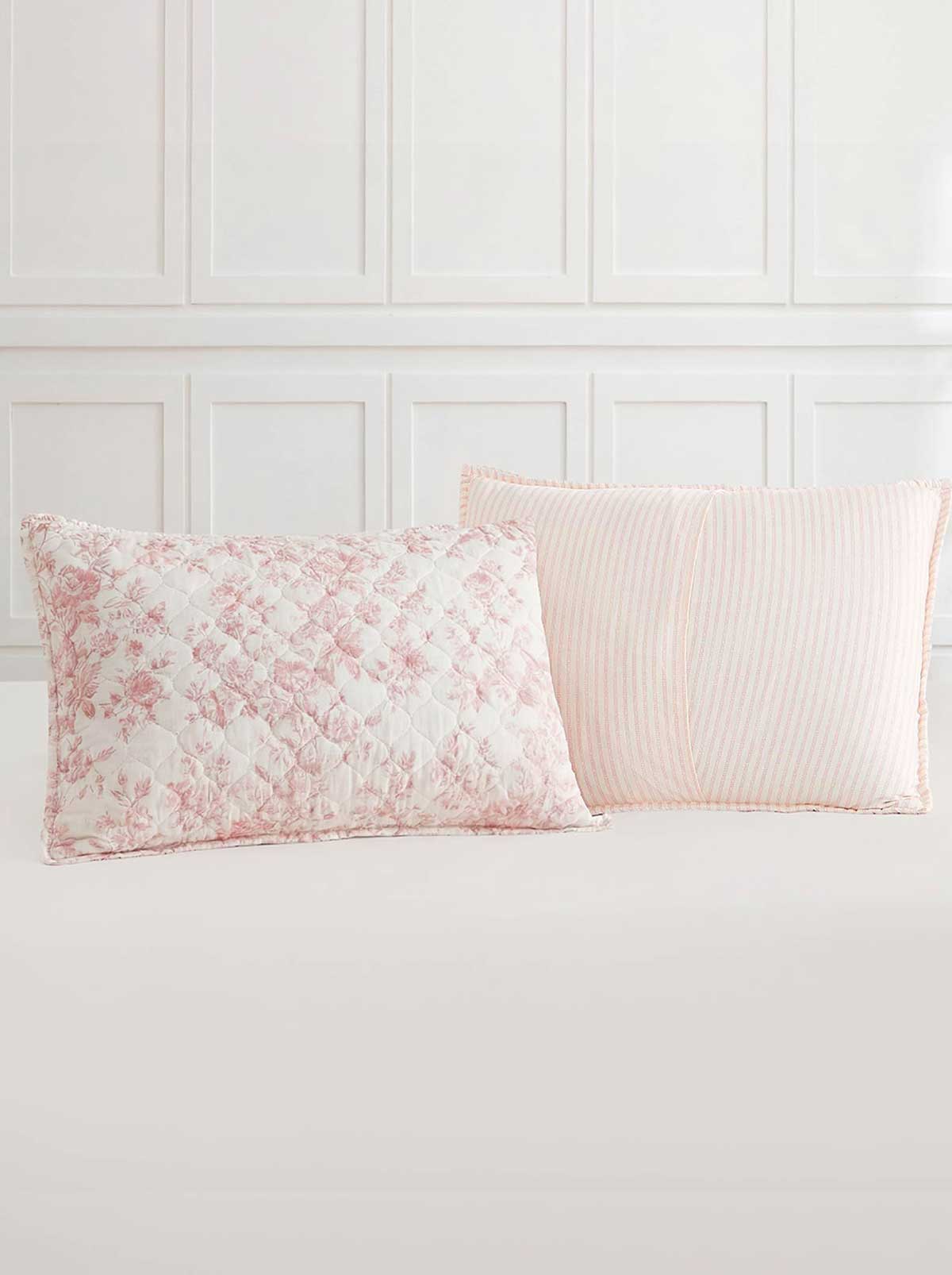 4027-camilla-quilt-set-5.jpg Camilla Quilt Set