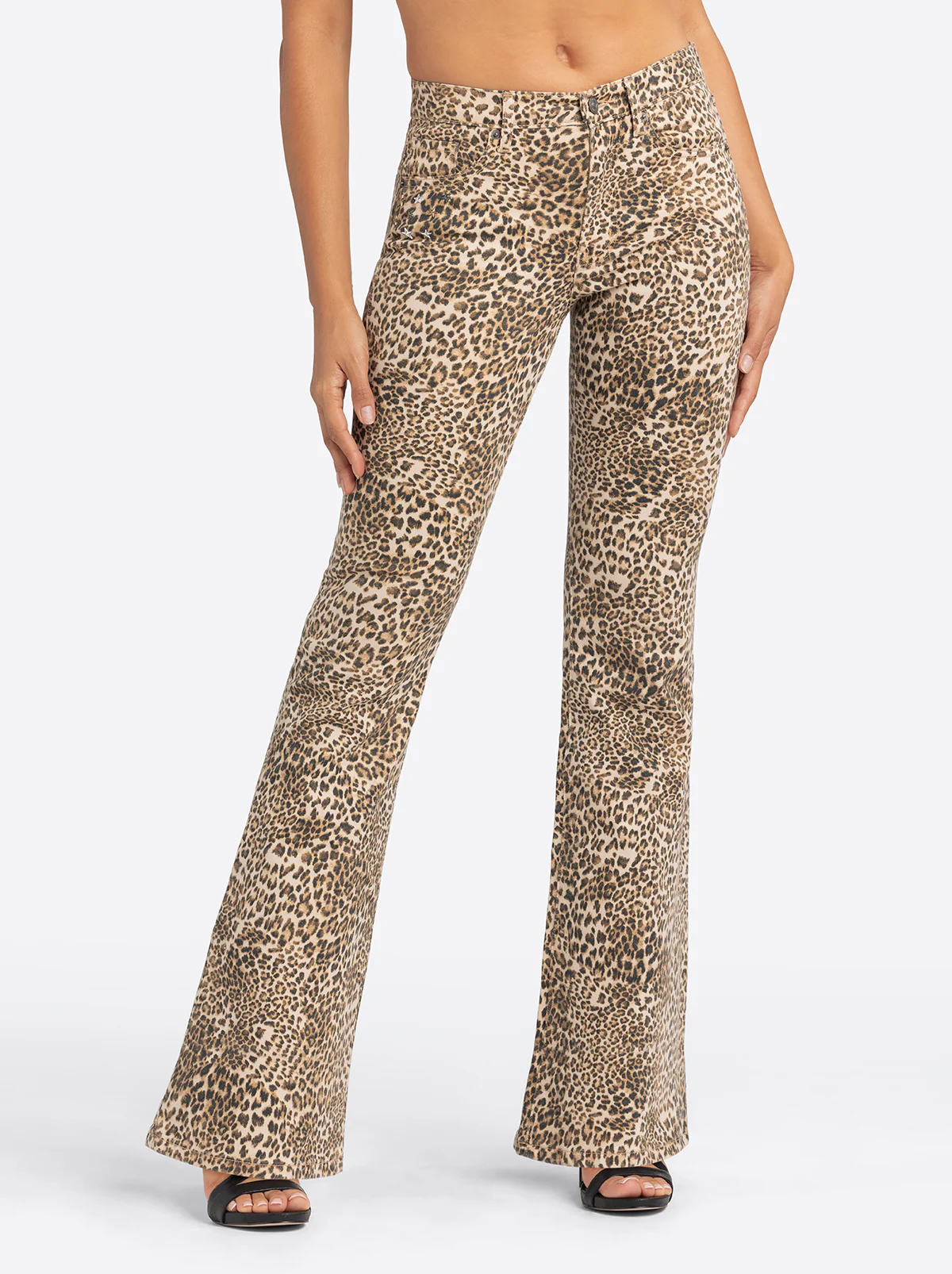 5225-jessica-simpson-2.0-stevie-flare-jeans-in-seedpearl-2.webp Jessica Simpson 2.0 Stevie Flare Jeans in Seedpearl