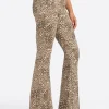 5225-jessica-simpson-2.0-stevie-flare-jeans-in-seedpearl-3.webp Jessica Simpson 2.0 Stevie Flare Jeans in Seedpearl
