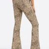 5225-jessica-simpson-2.0-stevie-flare-jeans-in-seedpearl-4.webp Jessica Simpson 2.0 Stevie Flare Jeans in Seedpearl