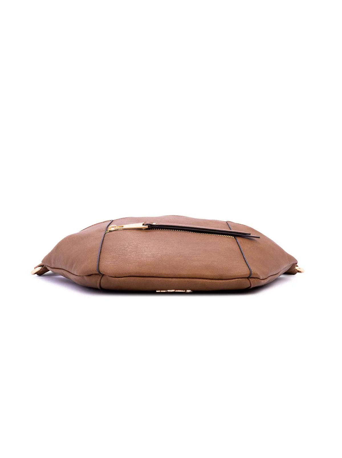 5661-isa-sling-bag-in-luggage-2.webp Isa Sling Bag in Luggage
